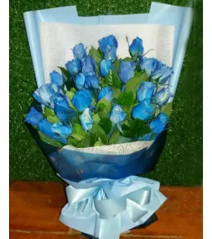 24 Blue Color Roses in Bouquet