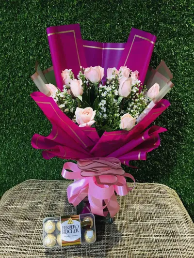 12 Pink Roses in a Bouquet with Ferrero Rocher